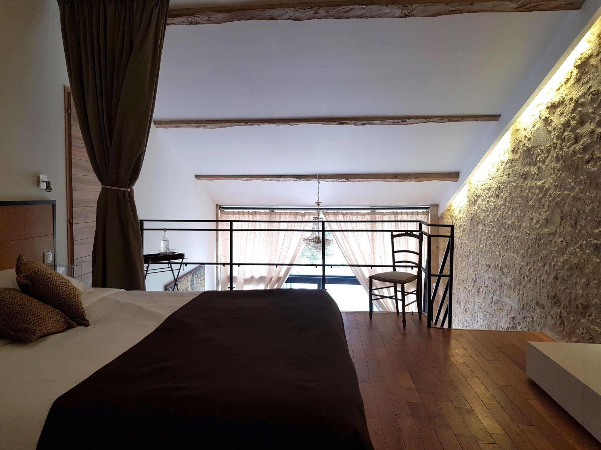 5 Lasserre Moulon-sur-Dordogne Екстер'єр фото