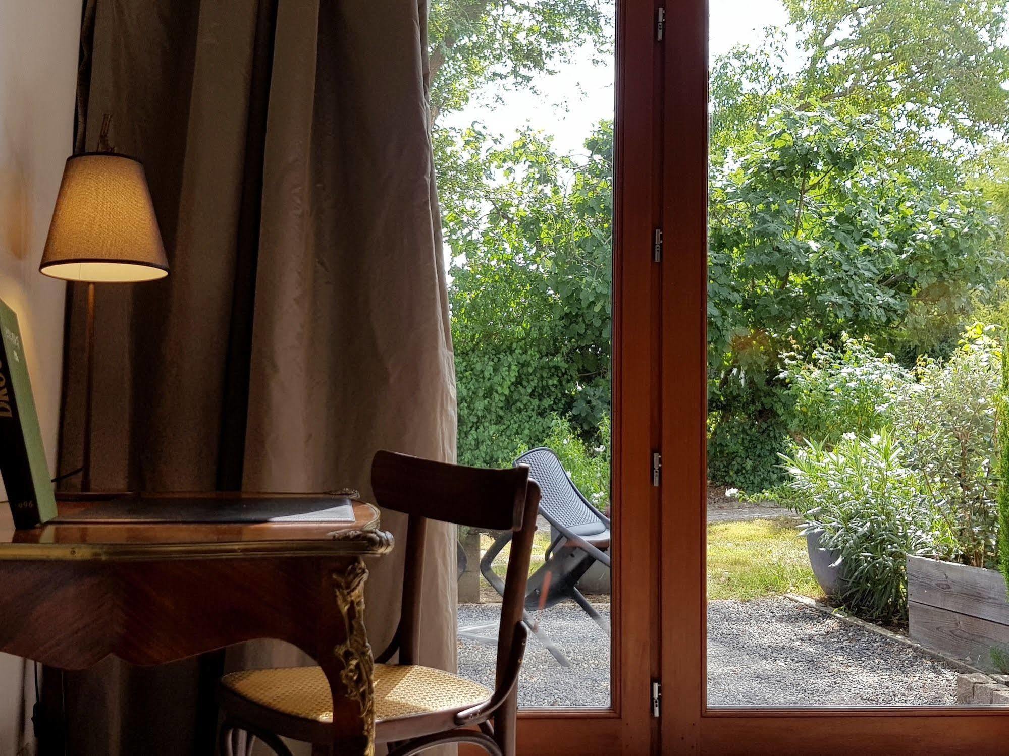 5 Lasserre Moulon-sur-Dordogne Екстер'єр фото